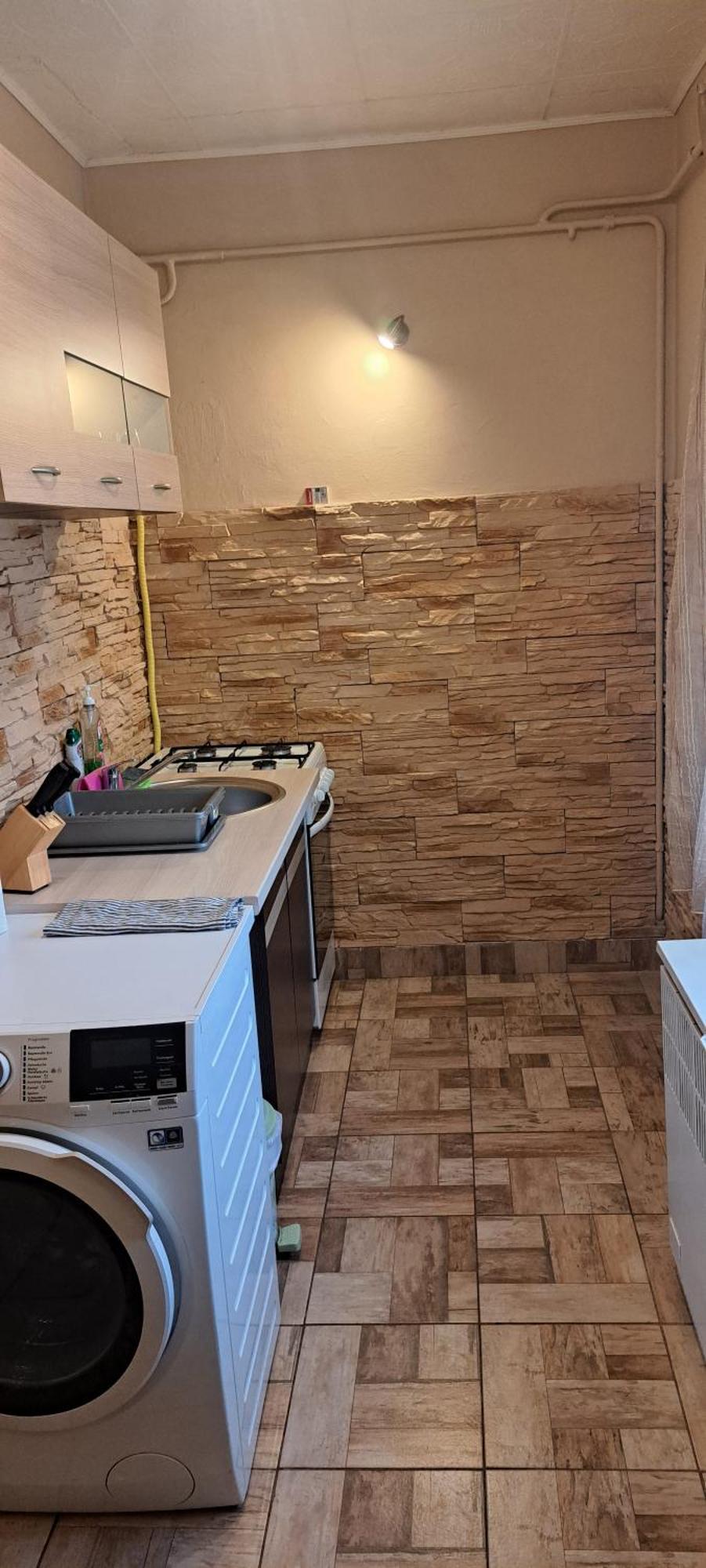 Centrum Apartman Солнок Екстериор снимка