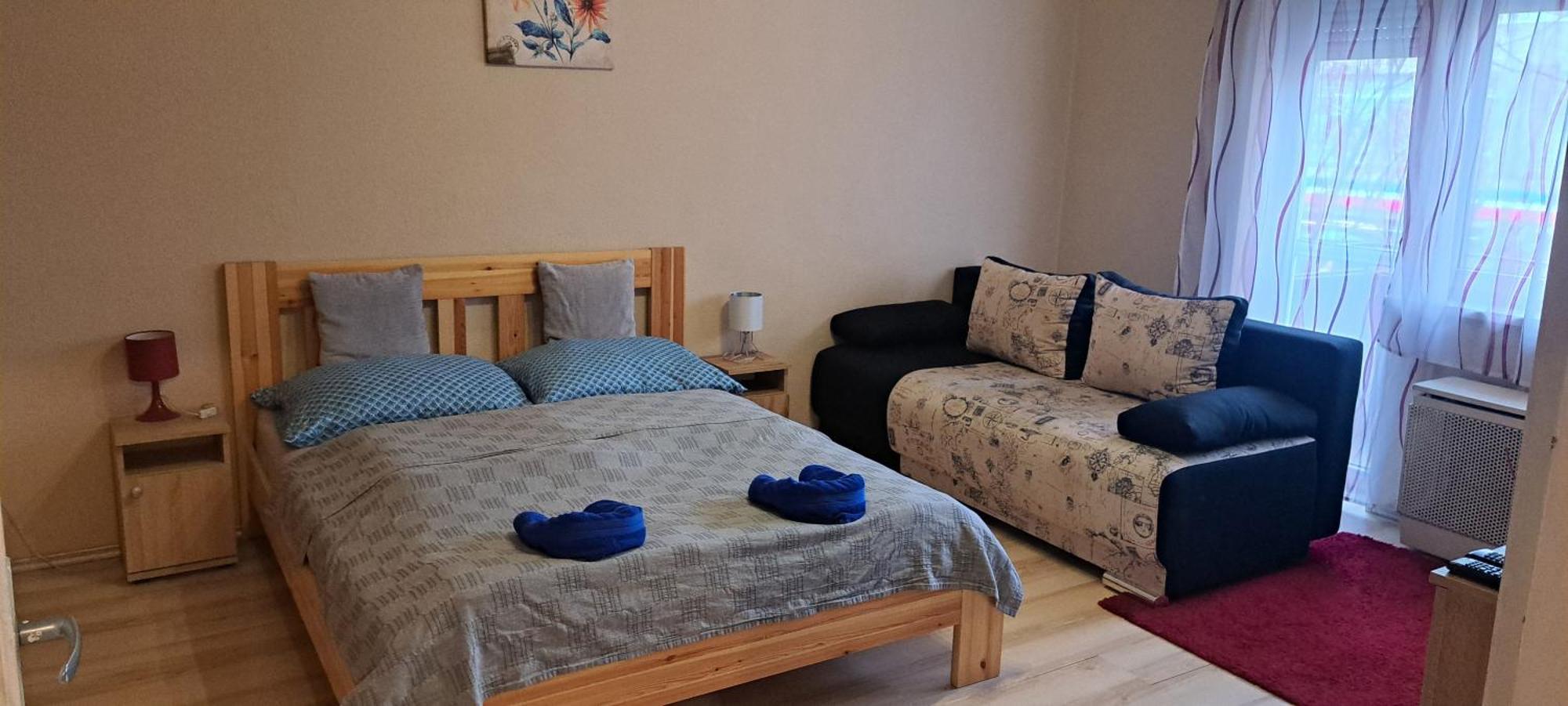 Centrum Apartman Солнок Екстериор снимка
